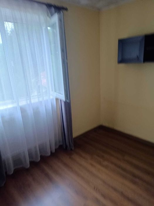 Vand apartament cu 2 camere