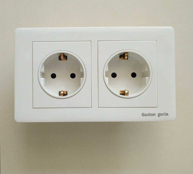 Выключатели, розетка