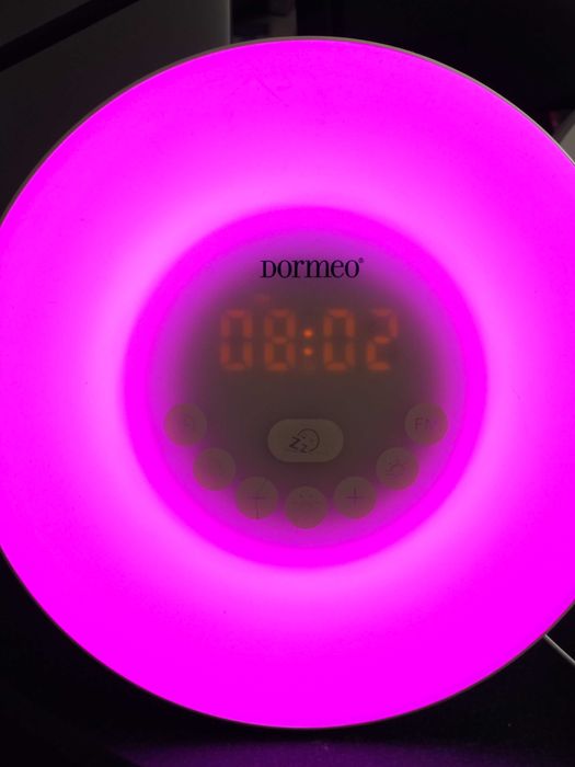 Радио часовник с аларма и различни цветове Дормео Dormeo