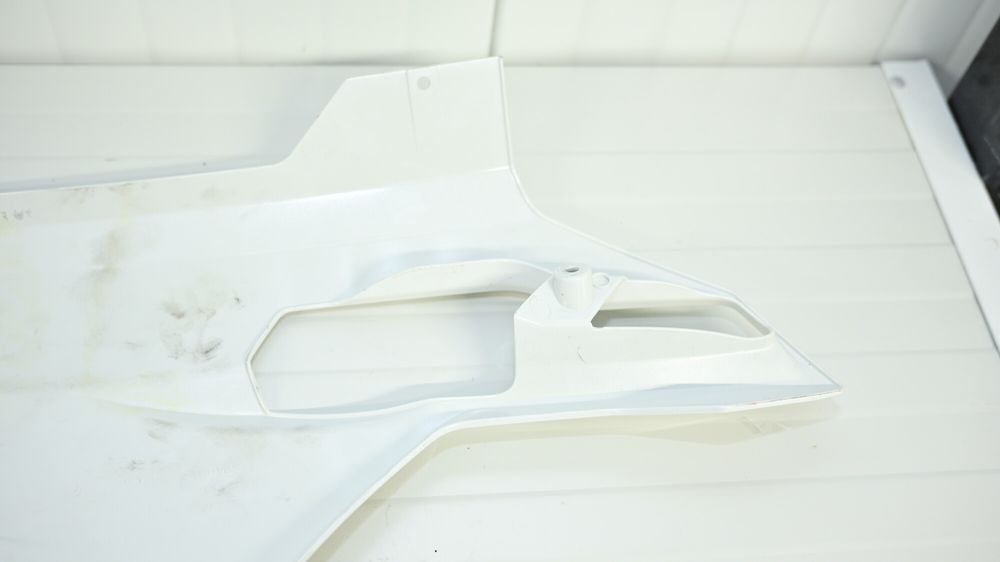Ducati 848 1098 1198 Carena burta lateral inferioara stanga