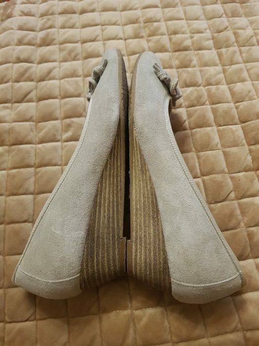 Обувь женская...