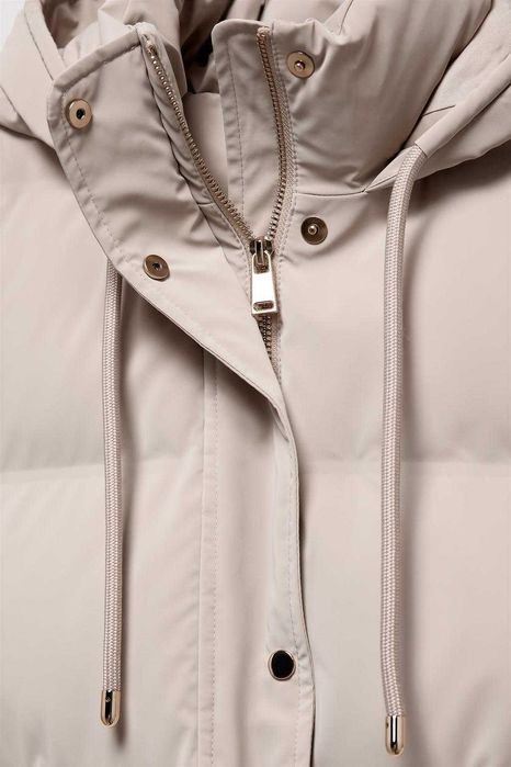 Куртка женская ZARA с Германии