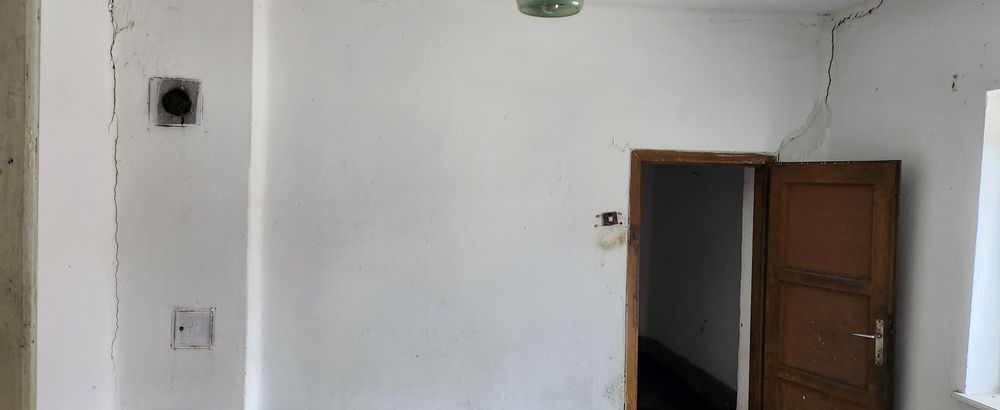 Casă renovabilă de vânzare în Diosig ultracentral 35km de Oradea