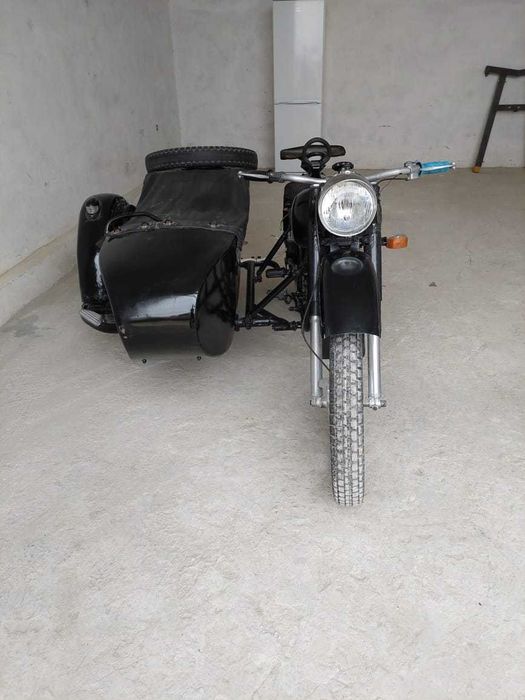 Продою мотоцикл с люлькой модель ДНЕПР  К750 год 1963