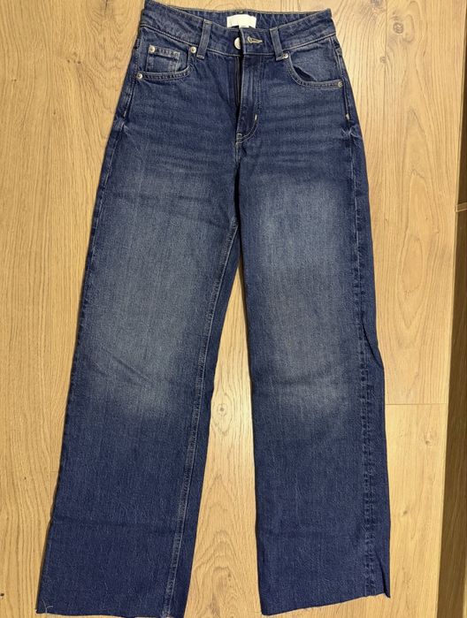 Дамски дънки ZARA и H&M