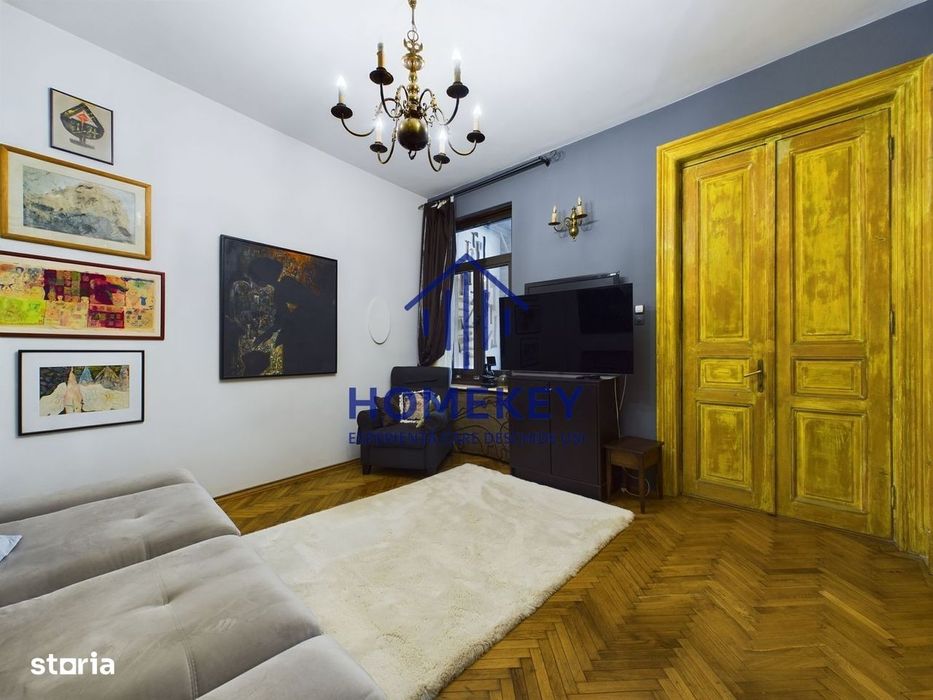 Casa/Vila de Inchiriat cu Terasa- centru