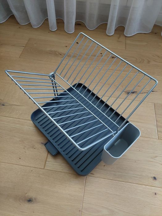 Scurgător de vase Joseph Joseph Y-Rack
- cu două nivele, din oțel inox