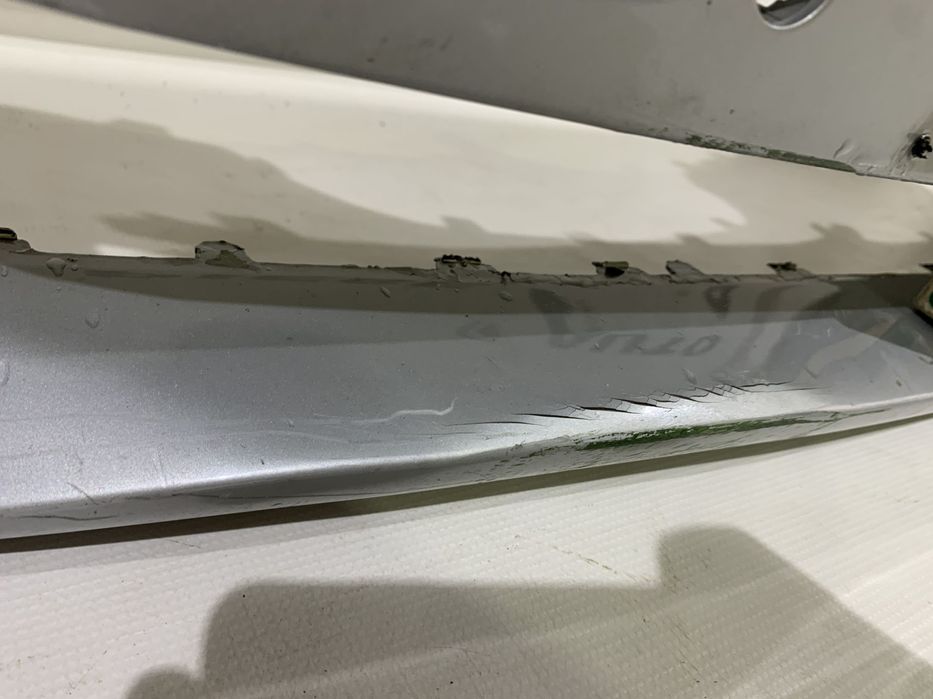 Bara fata BMW Seria 5 G30, G31, 2016, 2017, 2018, 2019, 2020, cod origine OE 51117385336.