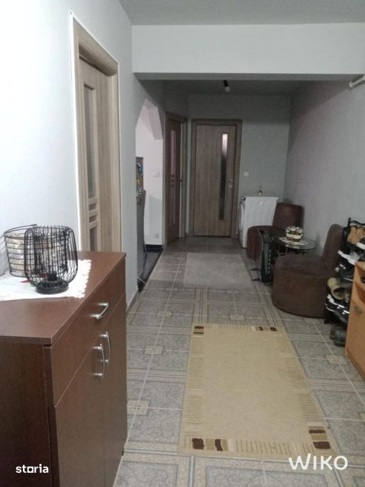 Apartament cu 2 camere,decomandat, 53 mp, zona Eroilor — fotografia 1