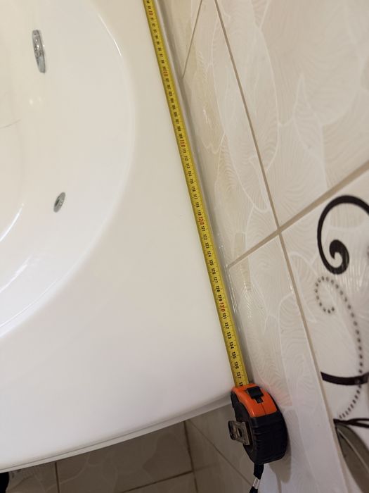 Cadă cu hidromasaj