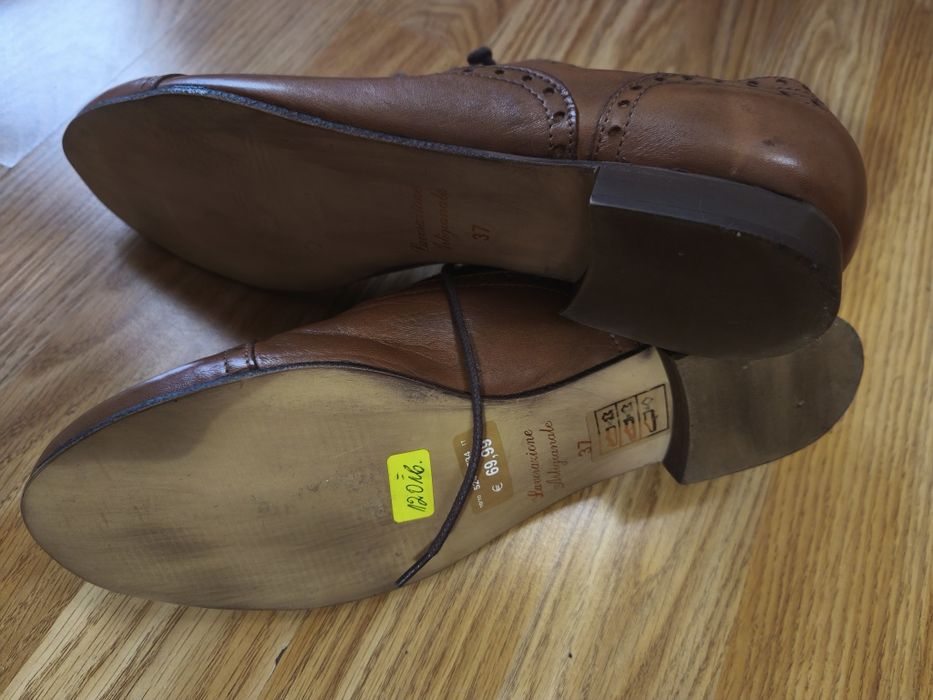 Кафеви кожени обувки