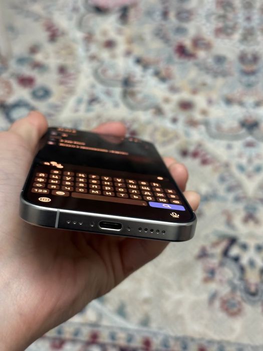 Iphone 15pro белый