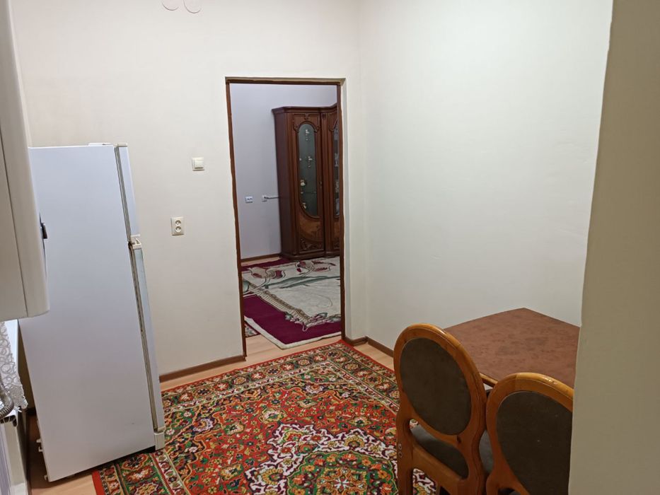 Сергели 6 а аренда. Мошина бозор оркасида жойлашган метрога якин