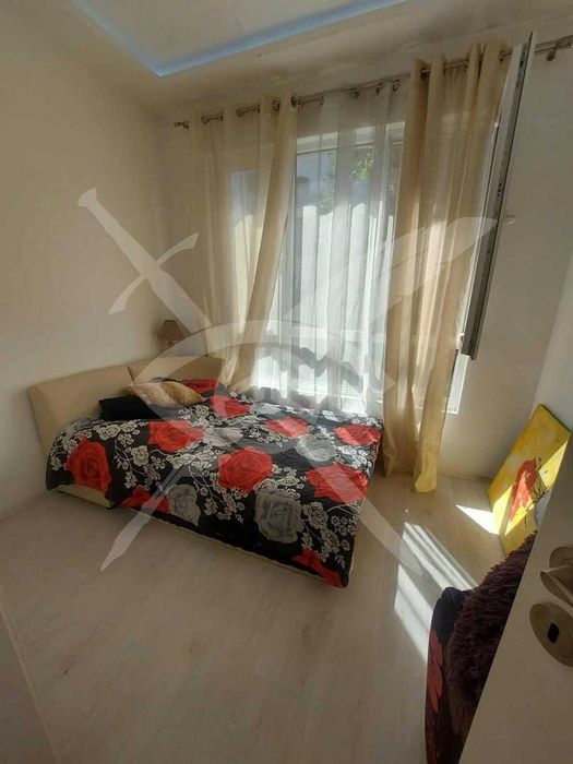 Дава се под наем Тристаен апартамент в София, Център - 68 кв.м за 797.64 € - Снимка #2