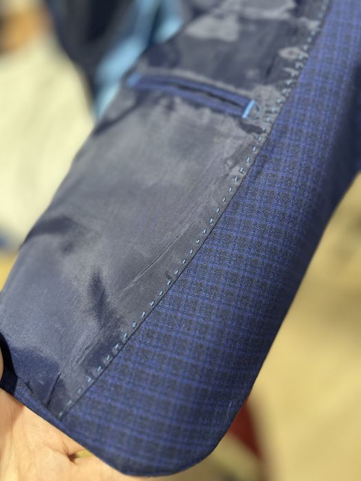 Продам мужской костюм