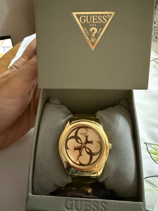 Дамски часовник Guess