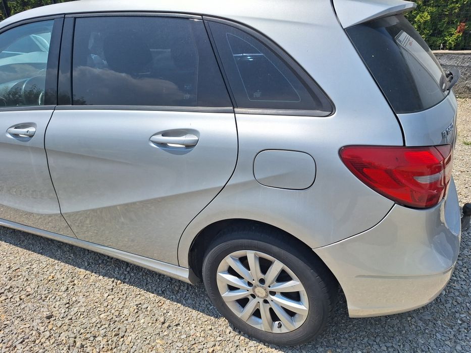 Piese dezmembrez Mercedes B class W246 Usa Haion Carlig Jante stop