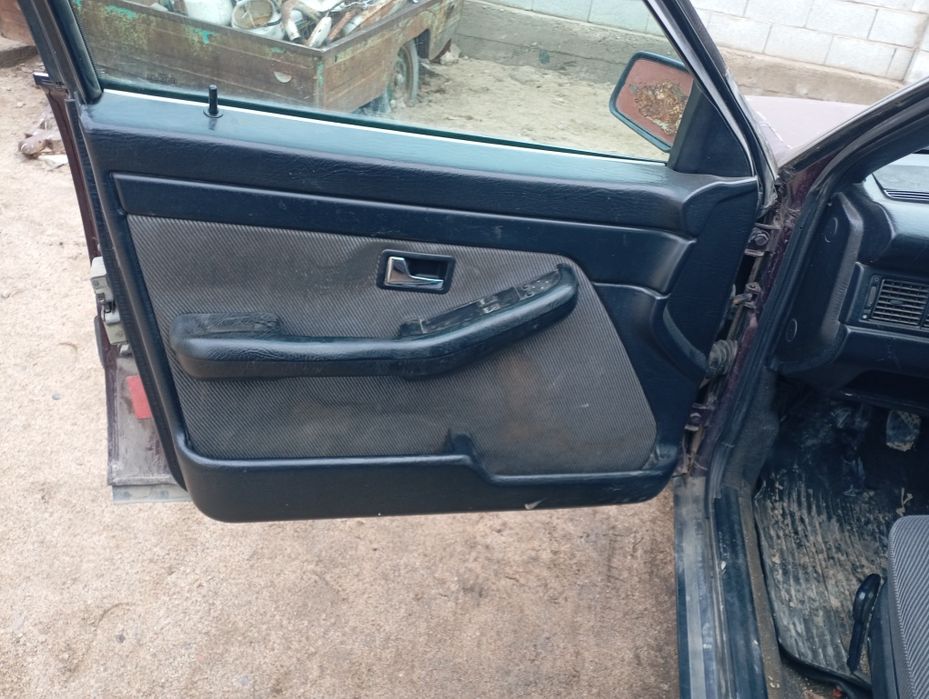 Продам Ауди 100.