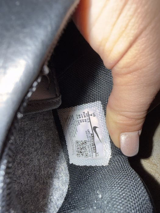 Оригинални обувки на Nike