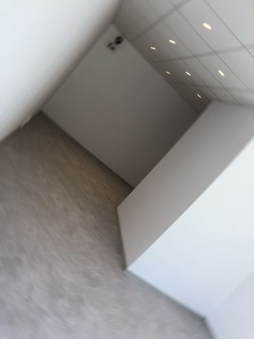 Дава се под наем Магазин в София, Център - 27 кв.м за 450 € - Снимка #4