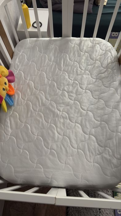 Продам детскую кроватку-маятник