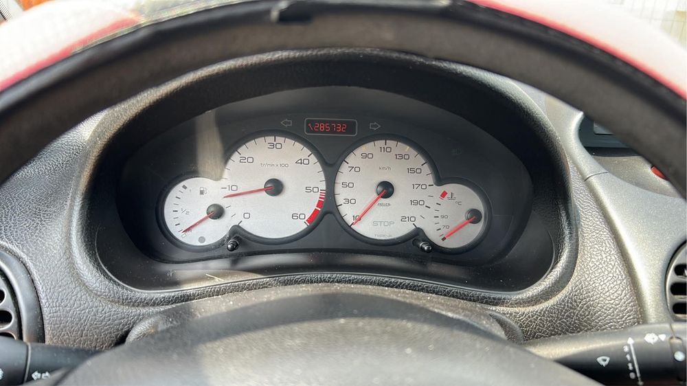 Peugeot 206 an 2003