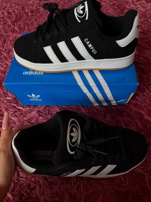 Adidas Campus  .