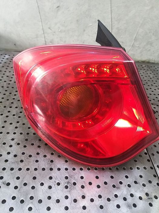 Stop tripla lampa stanga led aripa alfa romeo giulietta 940 50513613