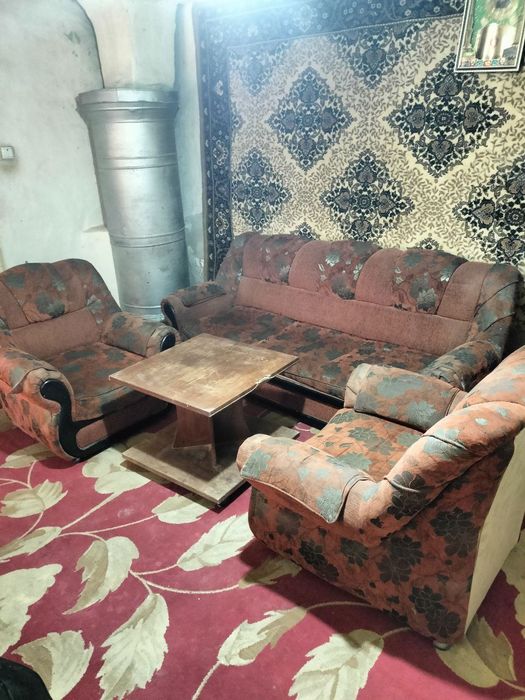 Диван ва кресло б/у сотилади