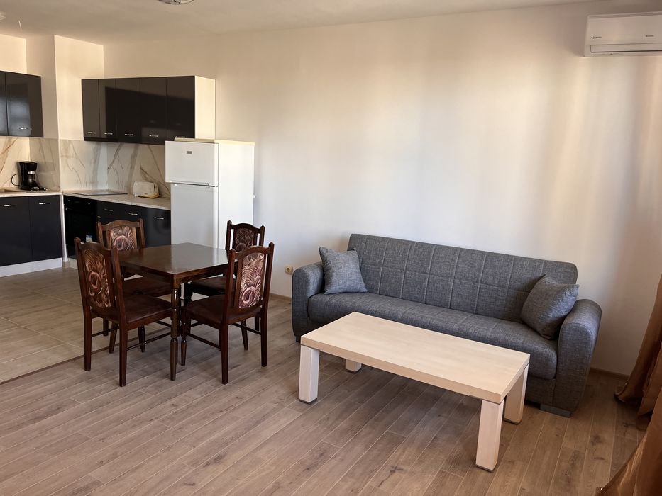 Продава се Двустаен апартамент в Балчик - 80 кв.м за 688 €/кв.м - Снимка #6