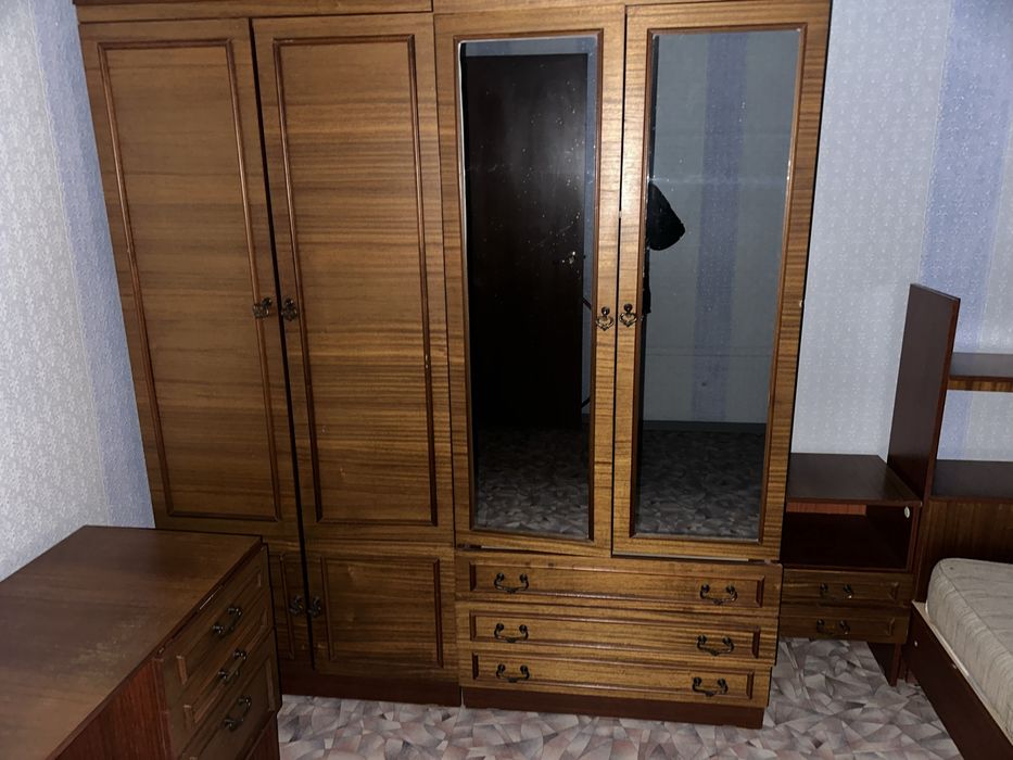 Спальный гарнитур очень хорошего качество