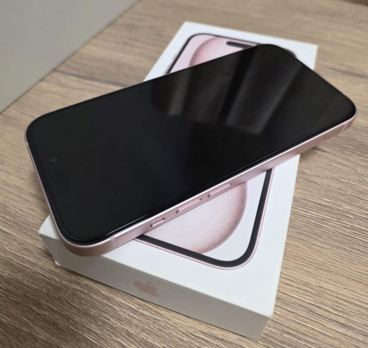 Iphone 15 100% Baterie ca Nou