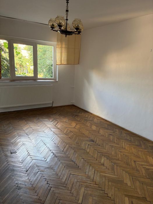Apartament de inchiriat