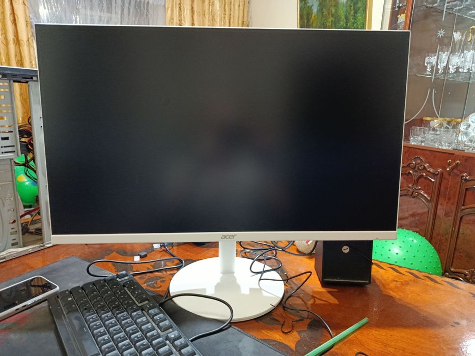 Продам новый монетор Asus