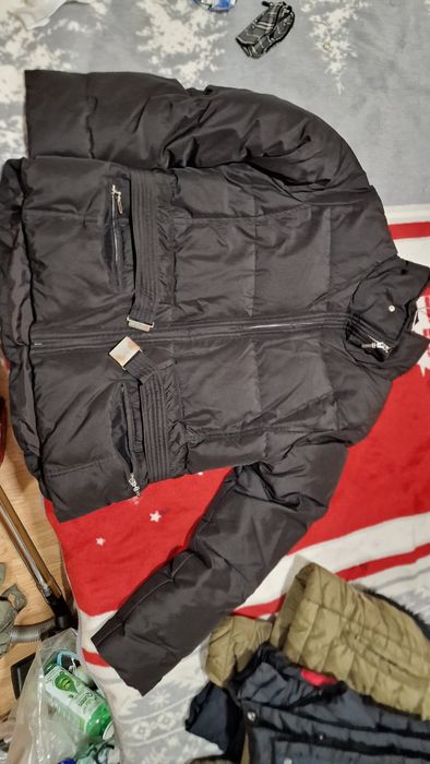 Лот Якета М-L размер 20евро