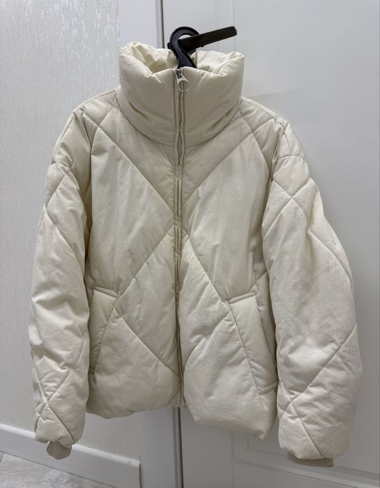 Пуховик Bershka, S-М размер