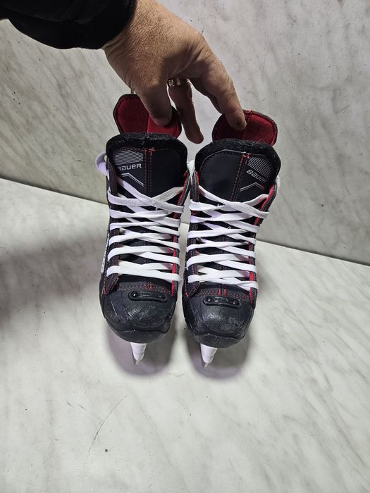 Patine 1115 hochei hockey Bauer N5 marime 29  (  19 cm)