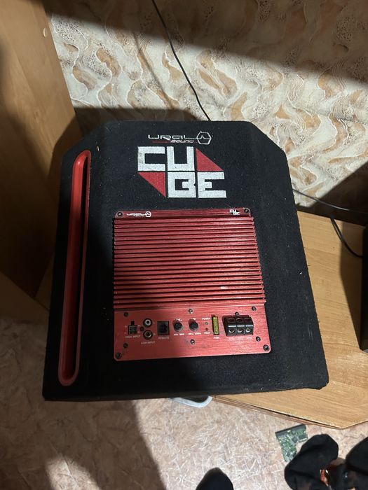 Сабвуфер в машину Ural cube