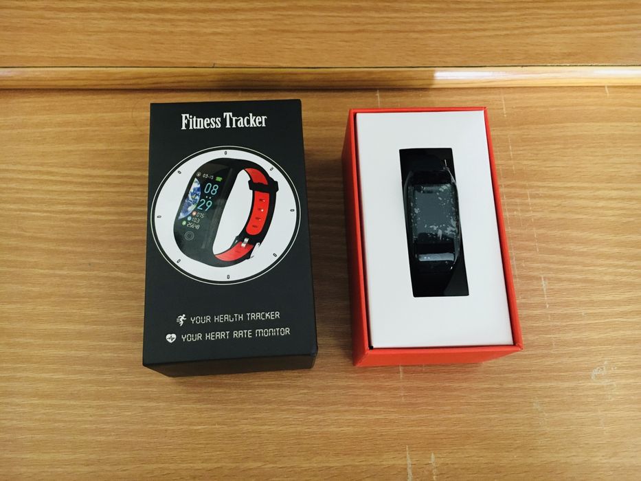 Фирменные часы браслет суббренда XIAOMI MI BAND на каждый день