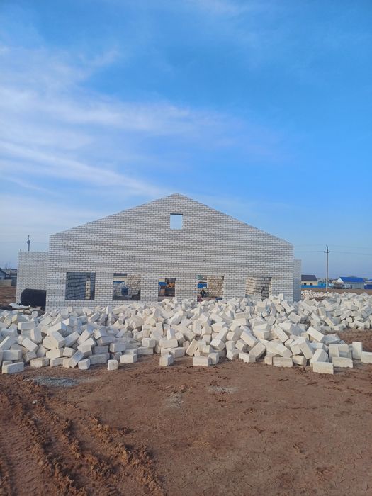 Профессиональный каменщик