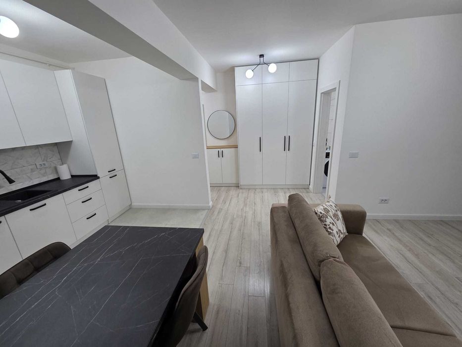 Inchiriez apartament 2 camere complex Satina Garden