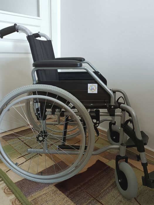 Продам коляску для инвалидов прогулочная