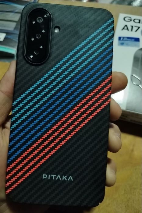 SAMSUNG A17 karopka yangi 10 kun bulgan