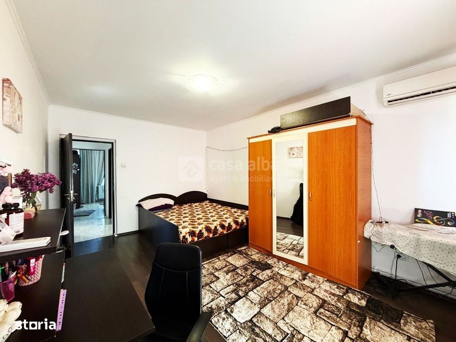 Alexandru cel Bun - Parc, apartament cu 3 camere, etaj 2