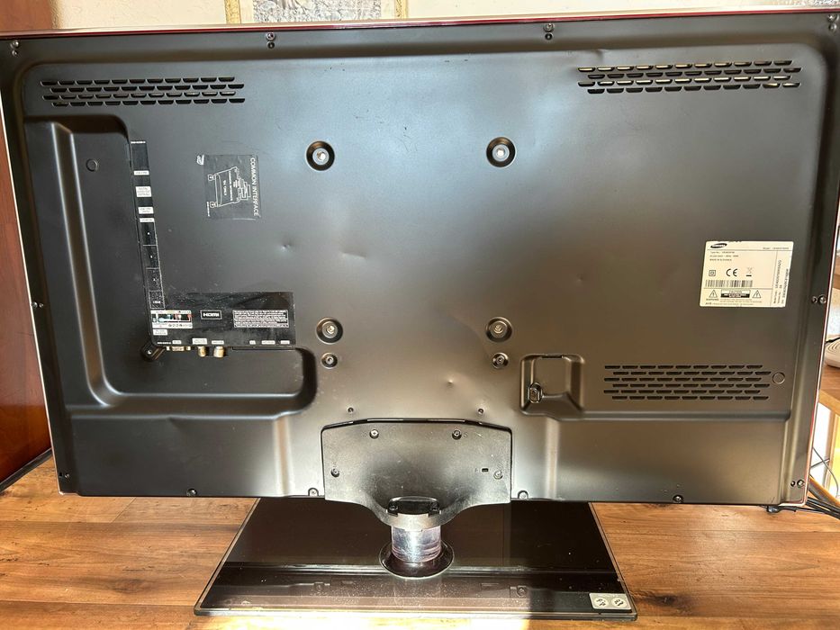LED Samsung UE40D5700 за ремонт