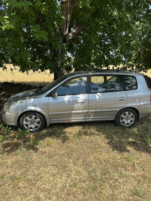 Kia carens 2.0 disel