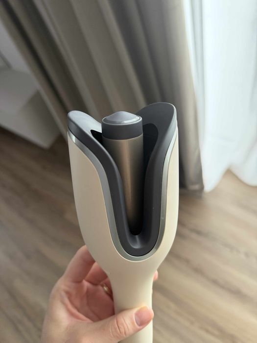 Ondulator automat Philips SenseIQ Seria 8000