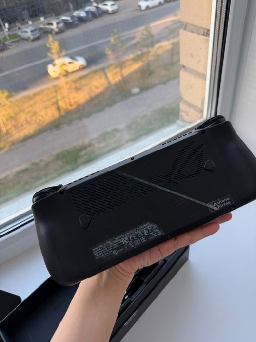 Asus rog ally x 24/1tb