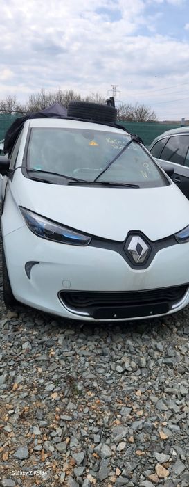 Dezmembrez Renault Zoe 2016