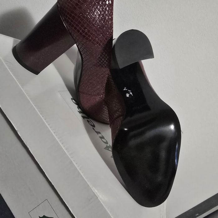 Vand Pantofi de piele